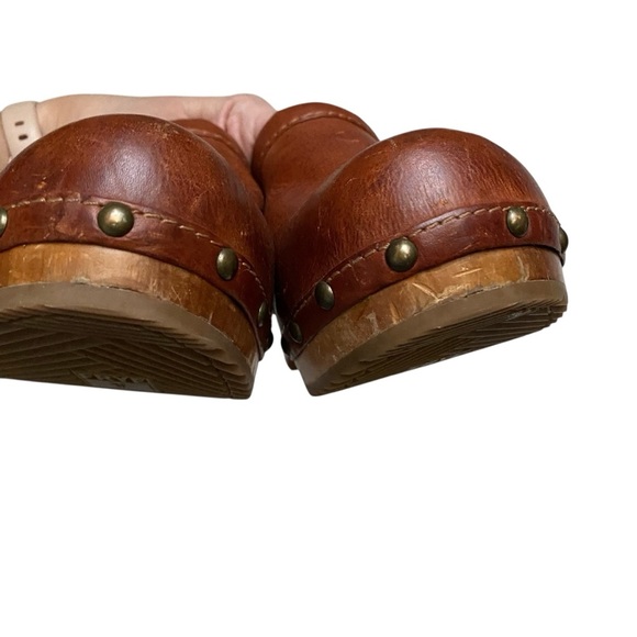 Frye Clara Campus Clogs Brown Leather Size 7 | 2.5” Heel Platform Mules - Picture 16 of 16